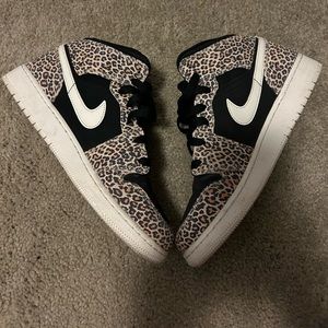Nike Air Jordan 1 Mid Leopard